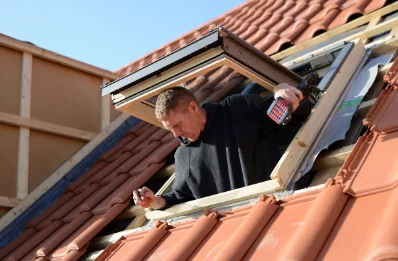 Pose de fenêtres de toit Velux à Bricquebosq